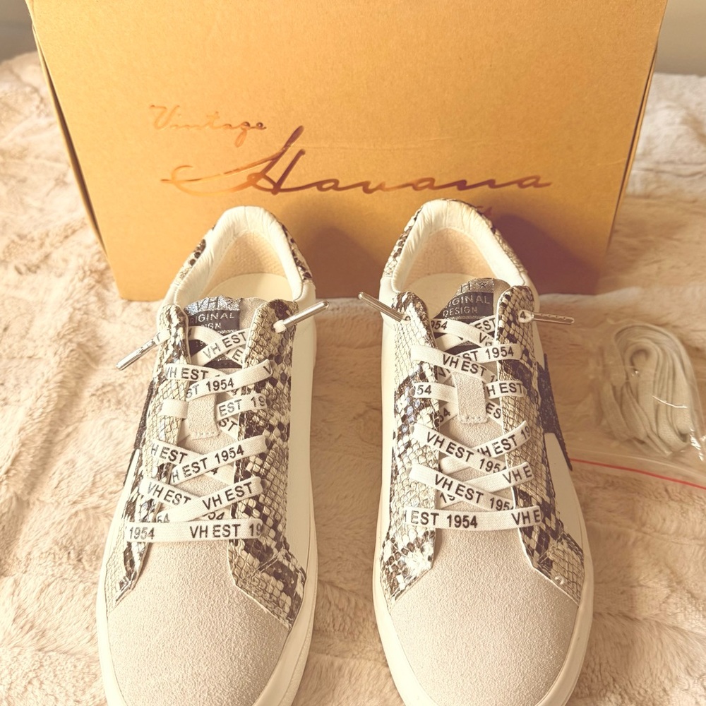 Vintage Havana White and Gray Snake Sneakers